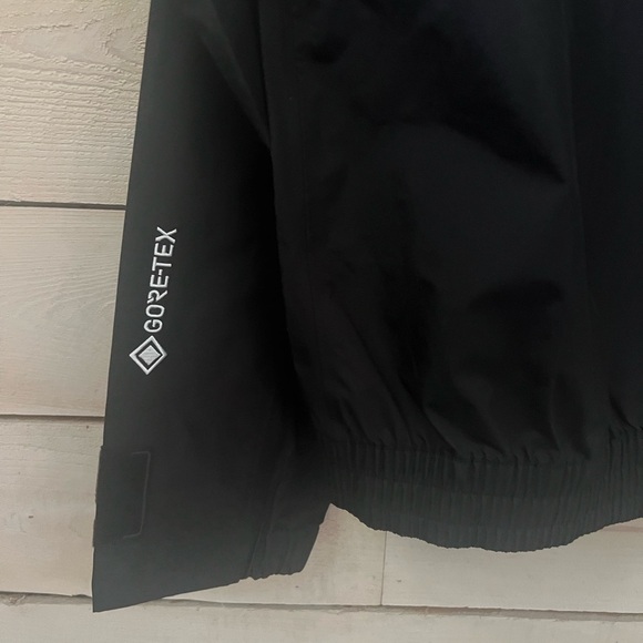 Adidas Gore-tex Rain Jacket Mens M Black NWT $400 - Picture 6 of 8